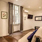 Guesthouse O Affittacamere La Civetta Di Trastevere