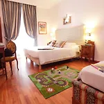 Angel Hotel