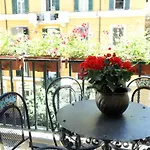 Unique Luxury Apartment And Rooms