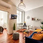 Capo Le Case Home 9
