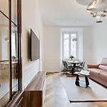 Stylish Apartments Piazza Cavour