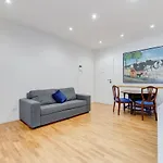 Giulio Cesare Apartment