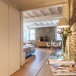 Campo De\' Fiori Apartment - Charme Homes
