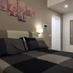 Casa Sciunzi - Elegant Guest House In Rome Termini