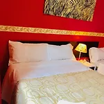 When In Rome Accommodation Guest House