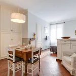 Rome As You Feel - Paradiso Apartment