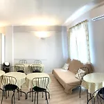 Interno 4