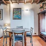 Stylish Flat Domus Aurea