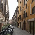 Stylish Flat Domus Aurea