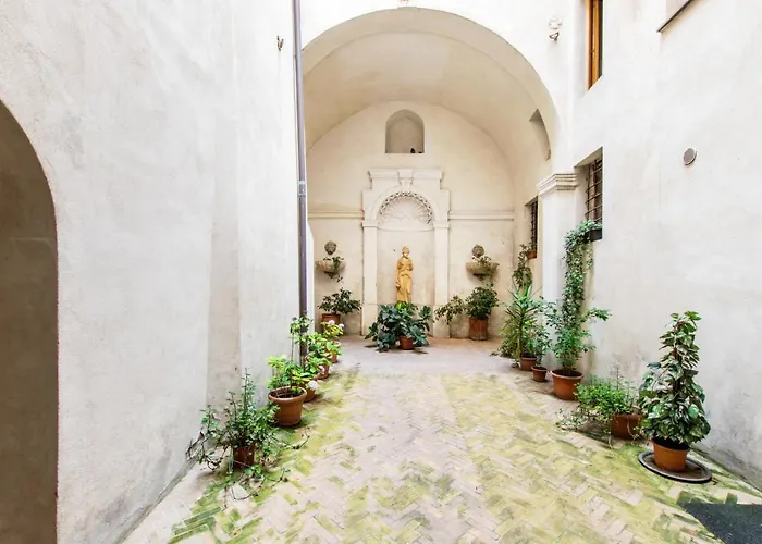 Italy Charming Stay- Campo De Fiori 3