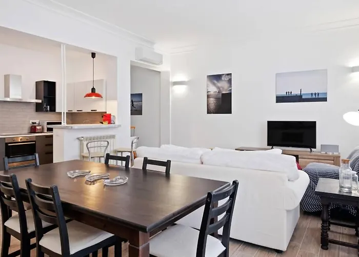 Large&bright 3 bed flat near Piazza del Popolo
