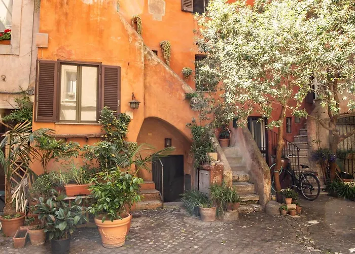 The Red House At Arco Degli Acetari
