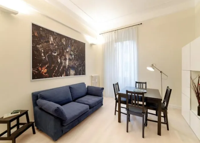Sunny Flat In Elegant Building Close To Colosseum