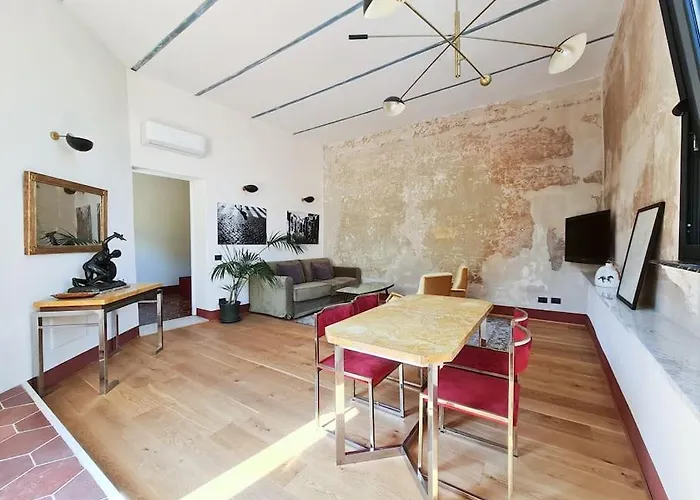 Boutique Penthouse With Terrace, Spanish Steps