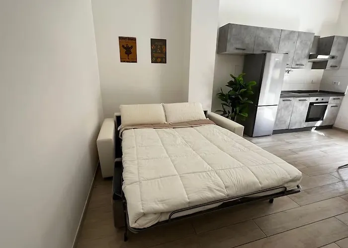 Cozy House With Garden In Rome Centocelle Metro C