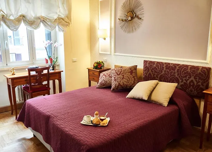 Domus Cavour Guest House
