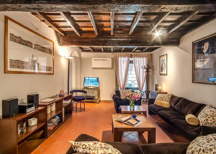 Cartari Apartment