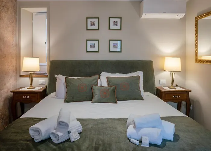 Charming Stay In Roma - Luxury Holiday Apartment