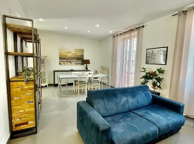 Privatehouseinrome