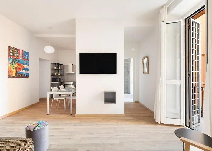 Vatican Lovely 2Br Apartment With Terrace