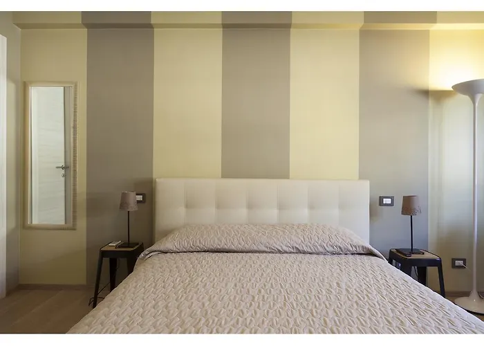 Alex\'S Guest House
