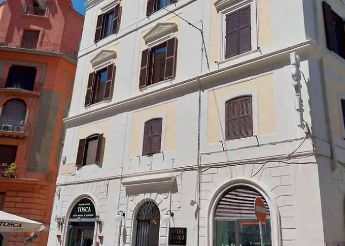 Hotel Lirico