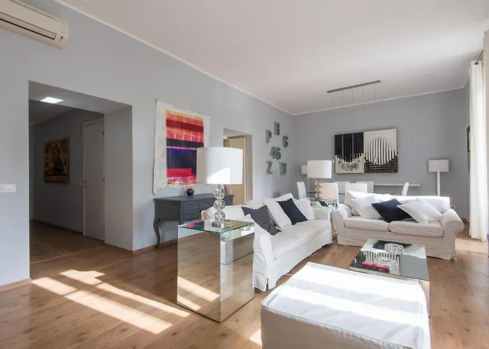 Auditorium Luxury Apartments