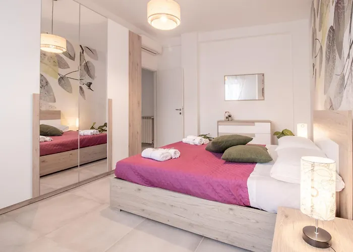 Green House Exclusive Suite Near Metro A