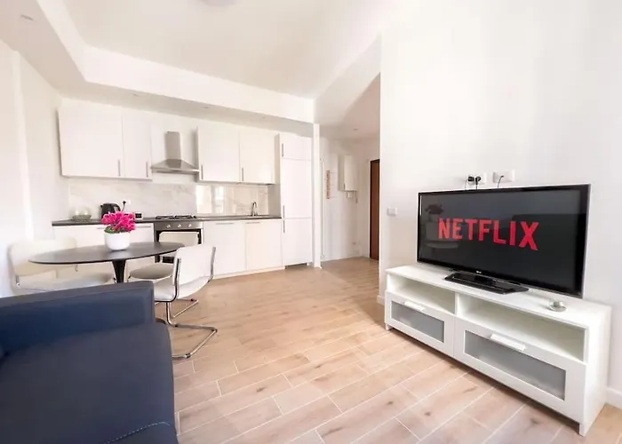 Cozy & Chic Apartment - Piazza Bologna