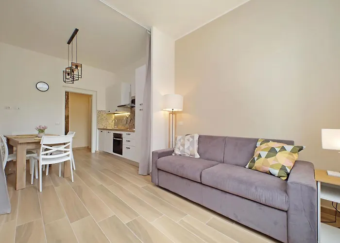 Prestigious Re Di Roma Apartment