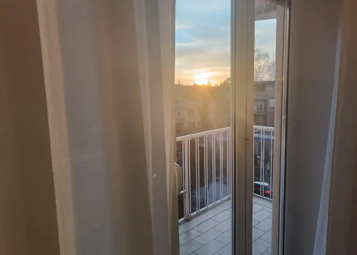 Beauty Apartment In The Green, Direct Link With Center