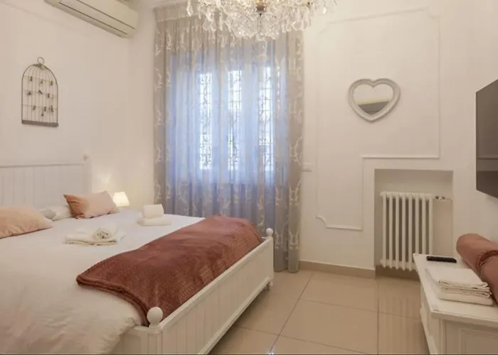 Clara\'S Home