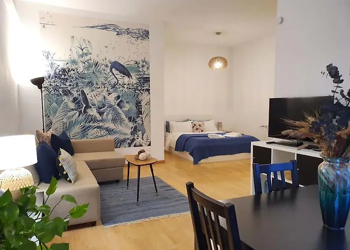 Blu Flamingo, Eleganza E Comfort A Trastevere