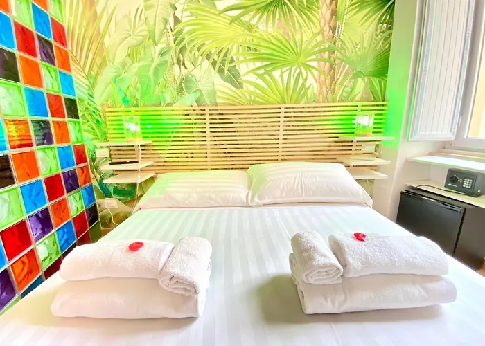 Kiss Me Rome Luxury Rooms