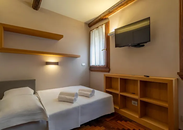 Trastevere Petite Escape
