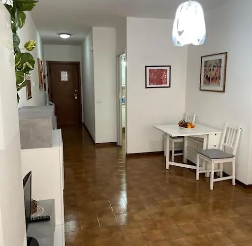 Tra Le Mura Di Roma
