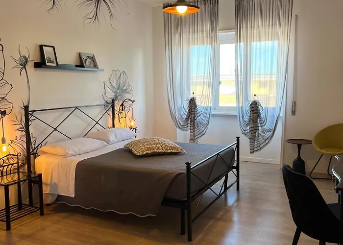 Eufonia Vinyl Friendly Apartment