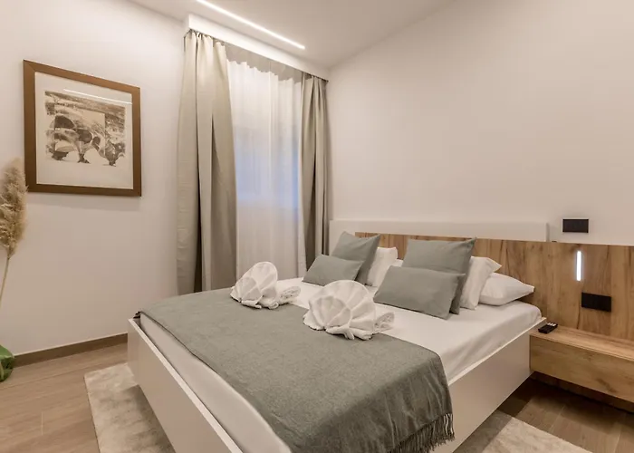 Villa Borghese - Futuristic Suite