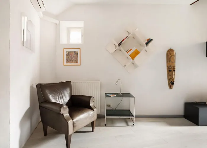 Navona Charming Apartment By Romeloft