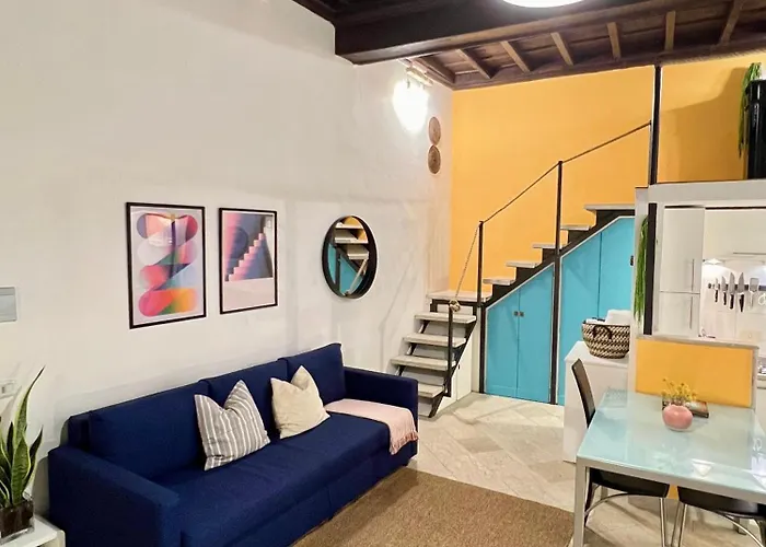 Charming Navona Duplex
