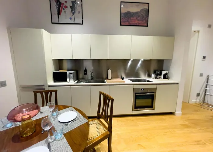 Suites Urbana 152