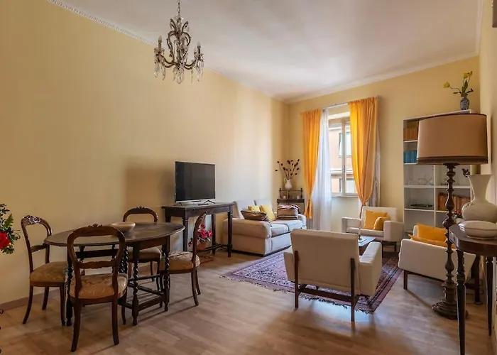 Elegante Appartamento Centrale