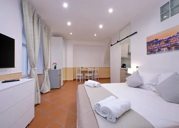 Trevi Feddy\'S Apartment