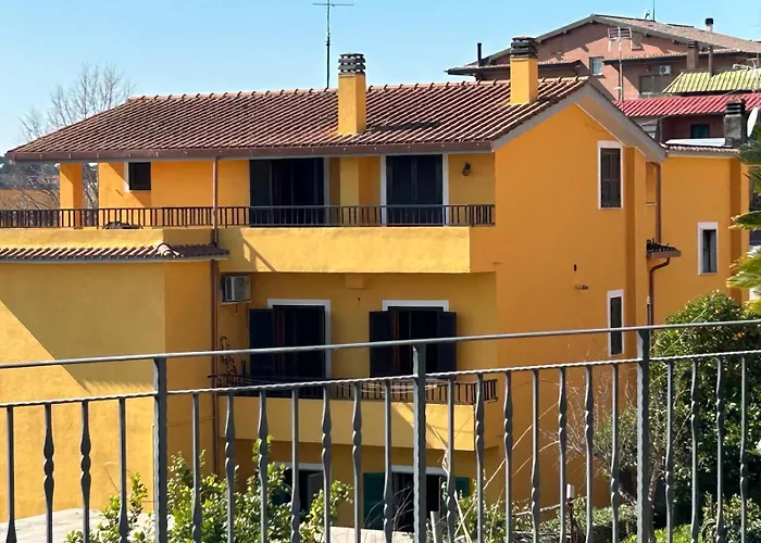 Grande Appartamento Su Due Livelli Con Terrazza