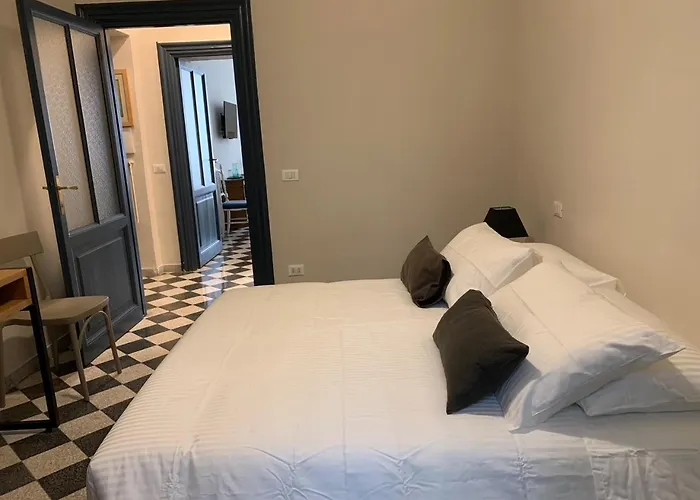 Santa Monica
