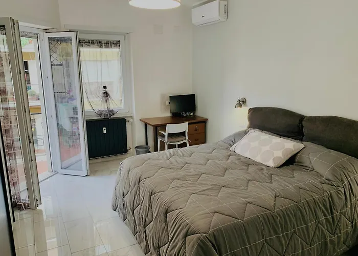 Tiburtina House - Moderno Bilocale Green, 4 Pax
