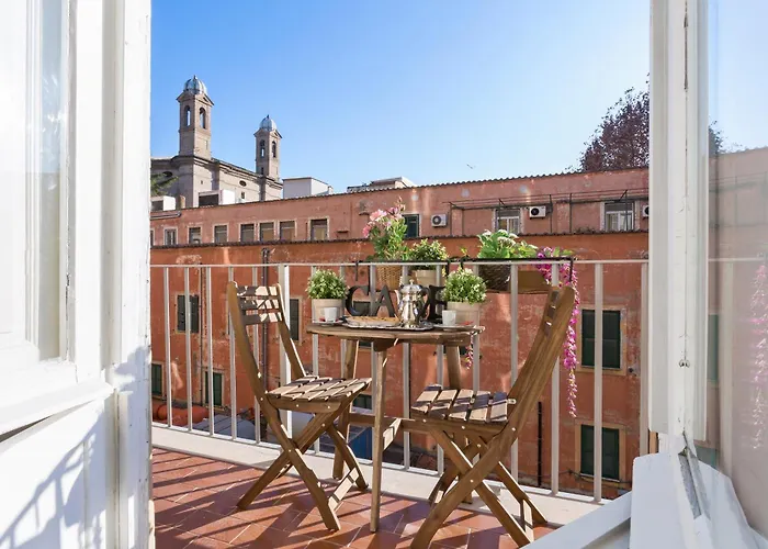 Townhouse By The Spanish Steps