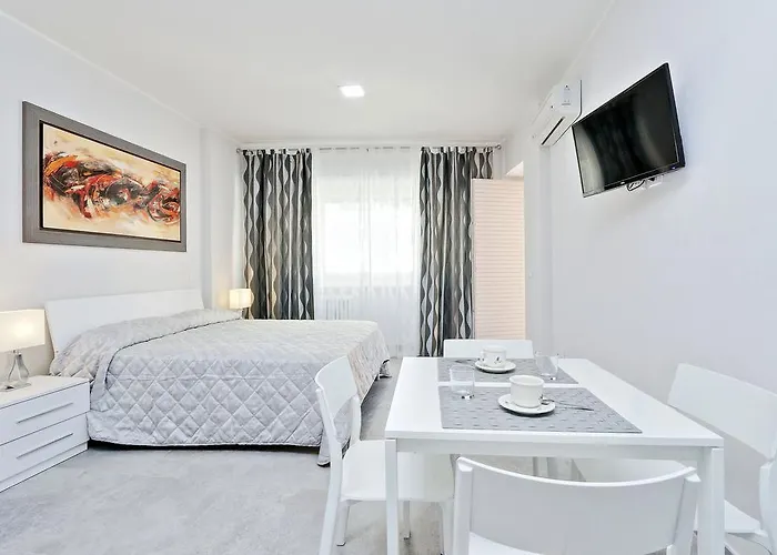 Valery Guest House