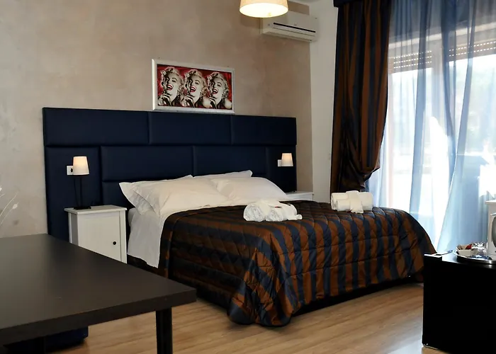 Check-Inn Rooms
