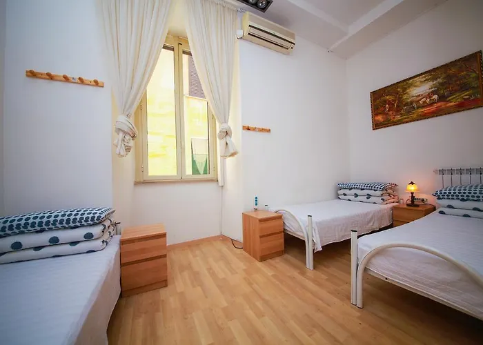 The Voice Of Roma Guesthouse